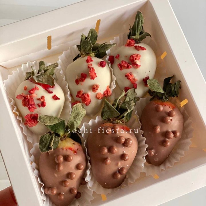 Клубника в шоколаде 6 ягод в Фетхие