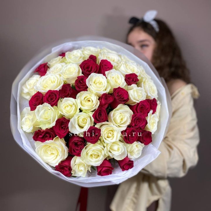 Микс из 55 роз в Фетхие